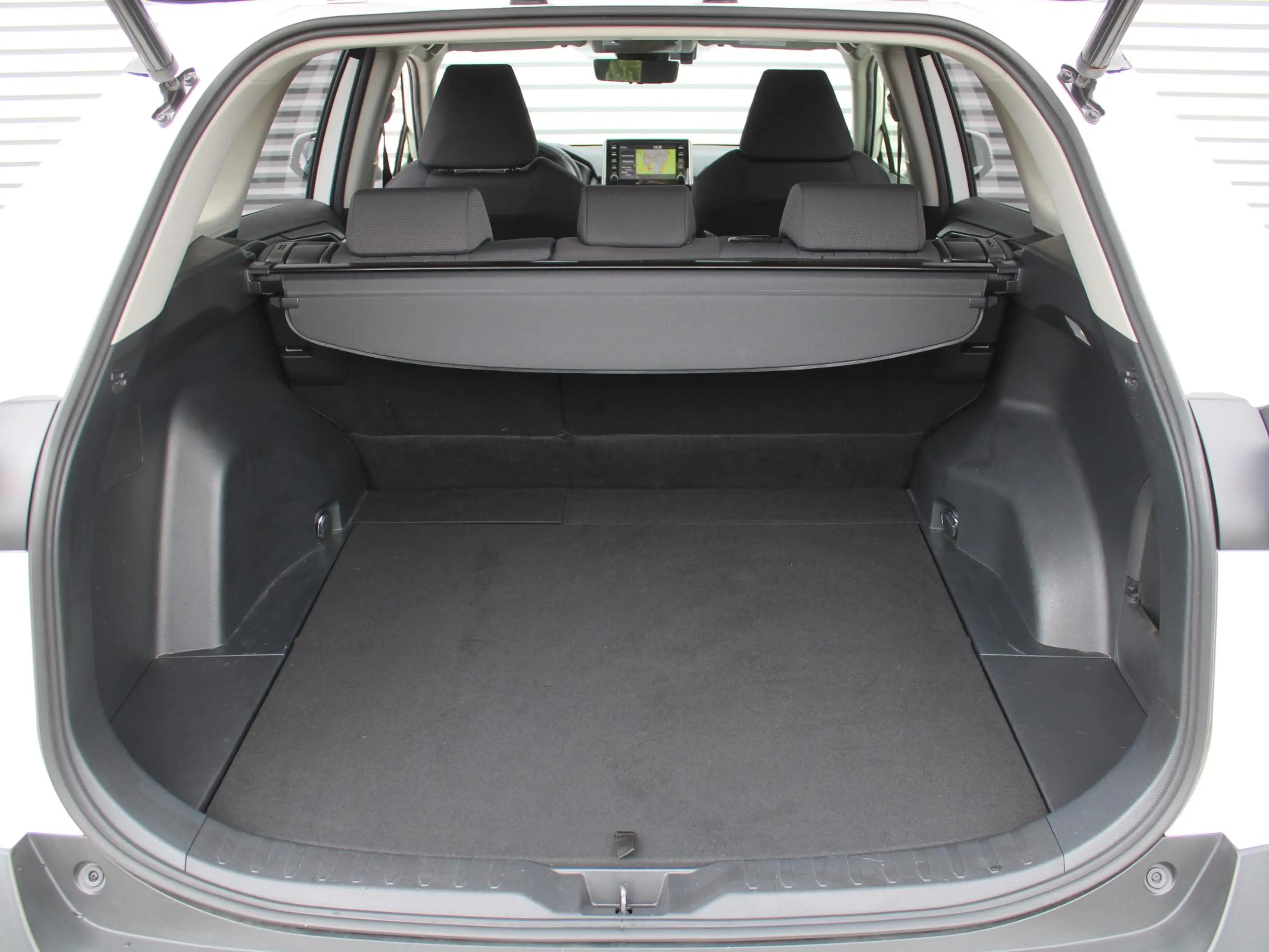 Toyota RAV 4 2.5 Hybrid AWD Dynamic | 18" LM | Trekhaak | PDC | — photo 30