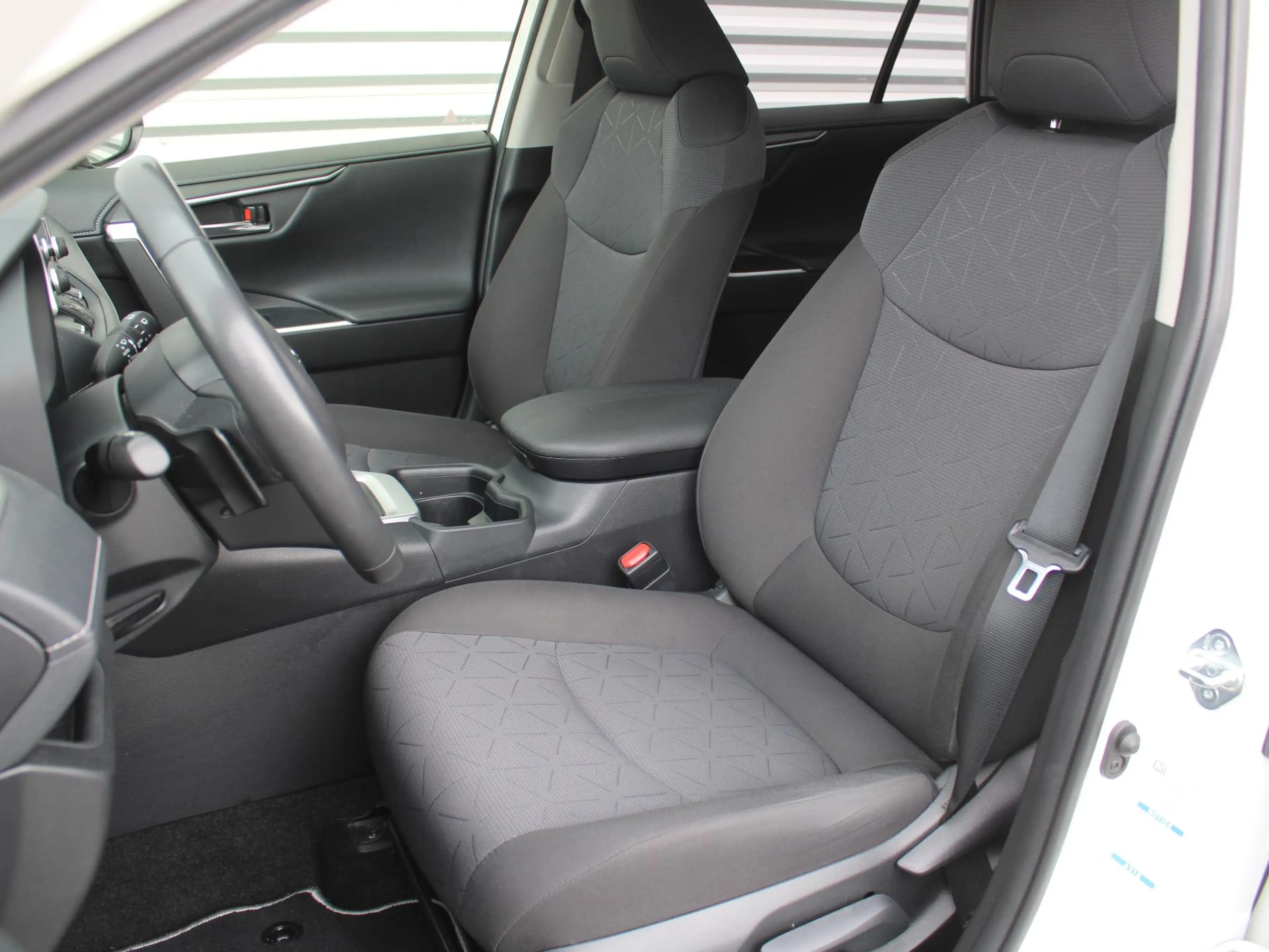 Toyota RAV 4 2.5 Hybrid AWD Dynamic | 18" LM | Trekhaak | PDC | — photo 28