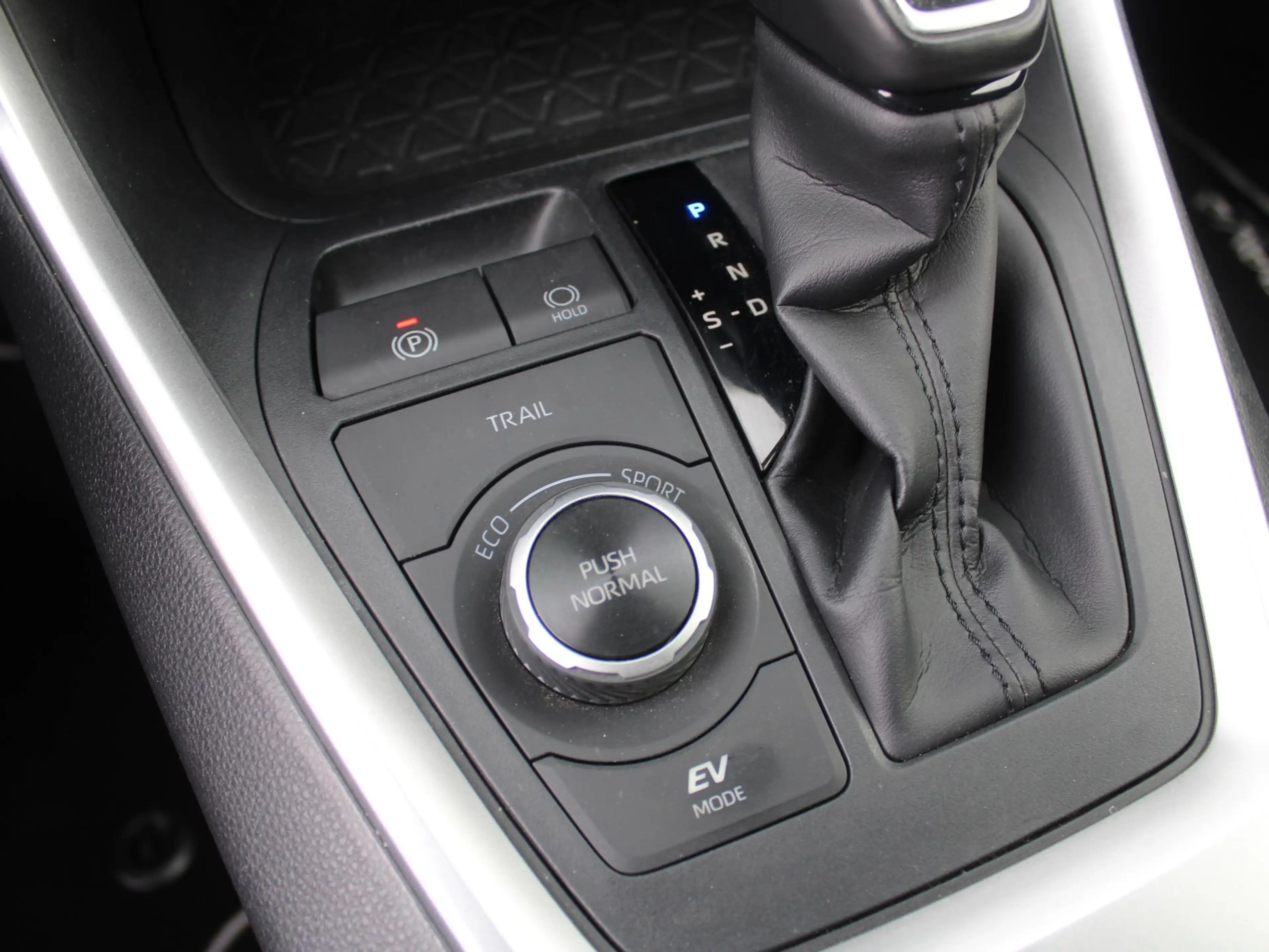 Toyota RAV 4 2.5 Hybrid AWD Dynamic | 18" LM | Trekhaak | PDC | — photo 22