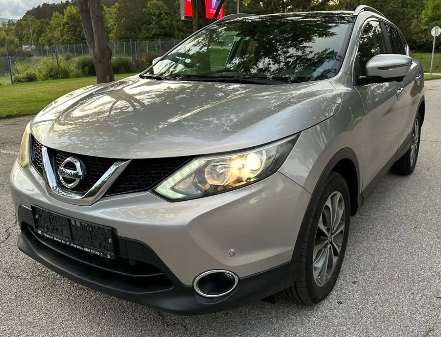 Nissan Qashqai 1,6 dCi N-Connecta Aut. - 2