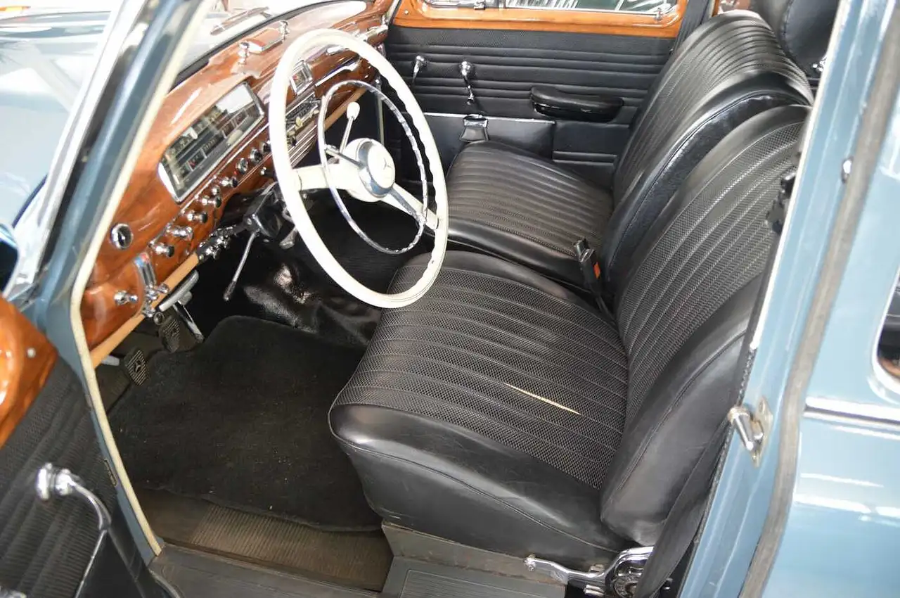 Mercedes-Benz 220A Ponton Verdeck, foto 8