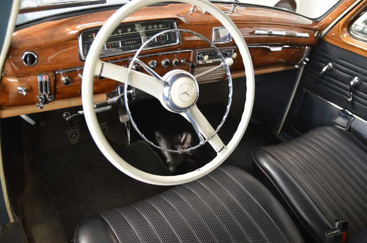 Mercedes-Benz 220A Ponton Verdeck, foto 9
