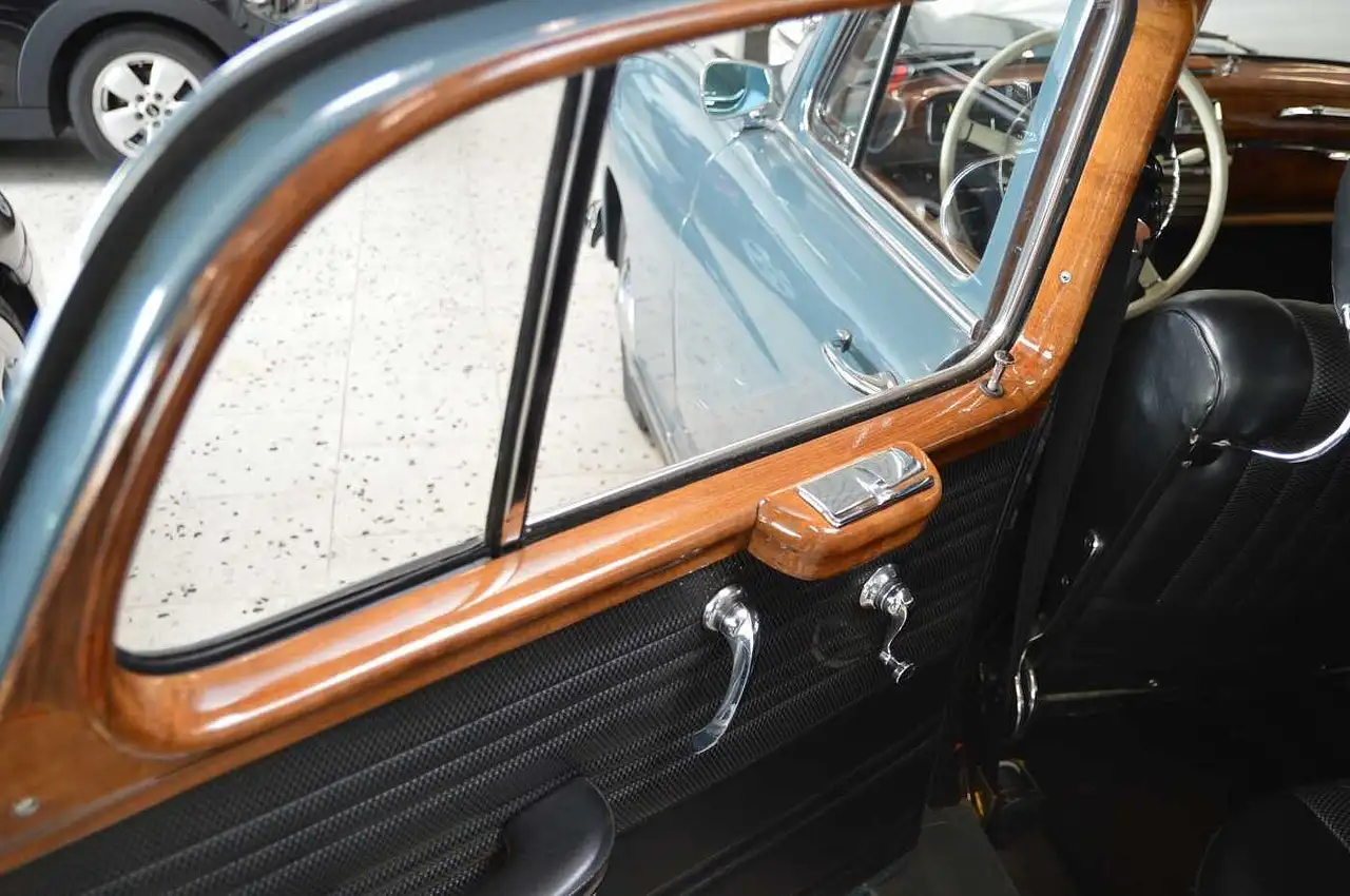 Mercedes-Benz 220A Ponton Verdeck, foto 12