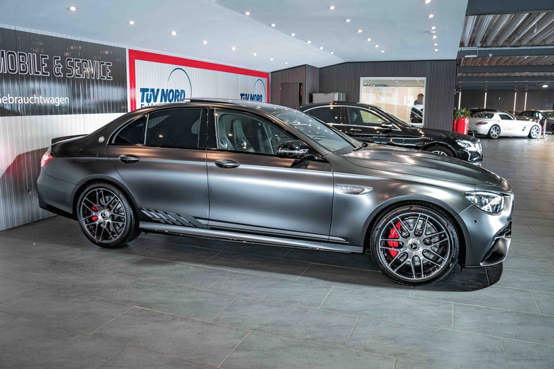 Mercedes-Benz E 63 AMG S Sondermodell Final Edition 1 of 999 — photo 2
