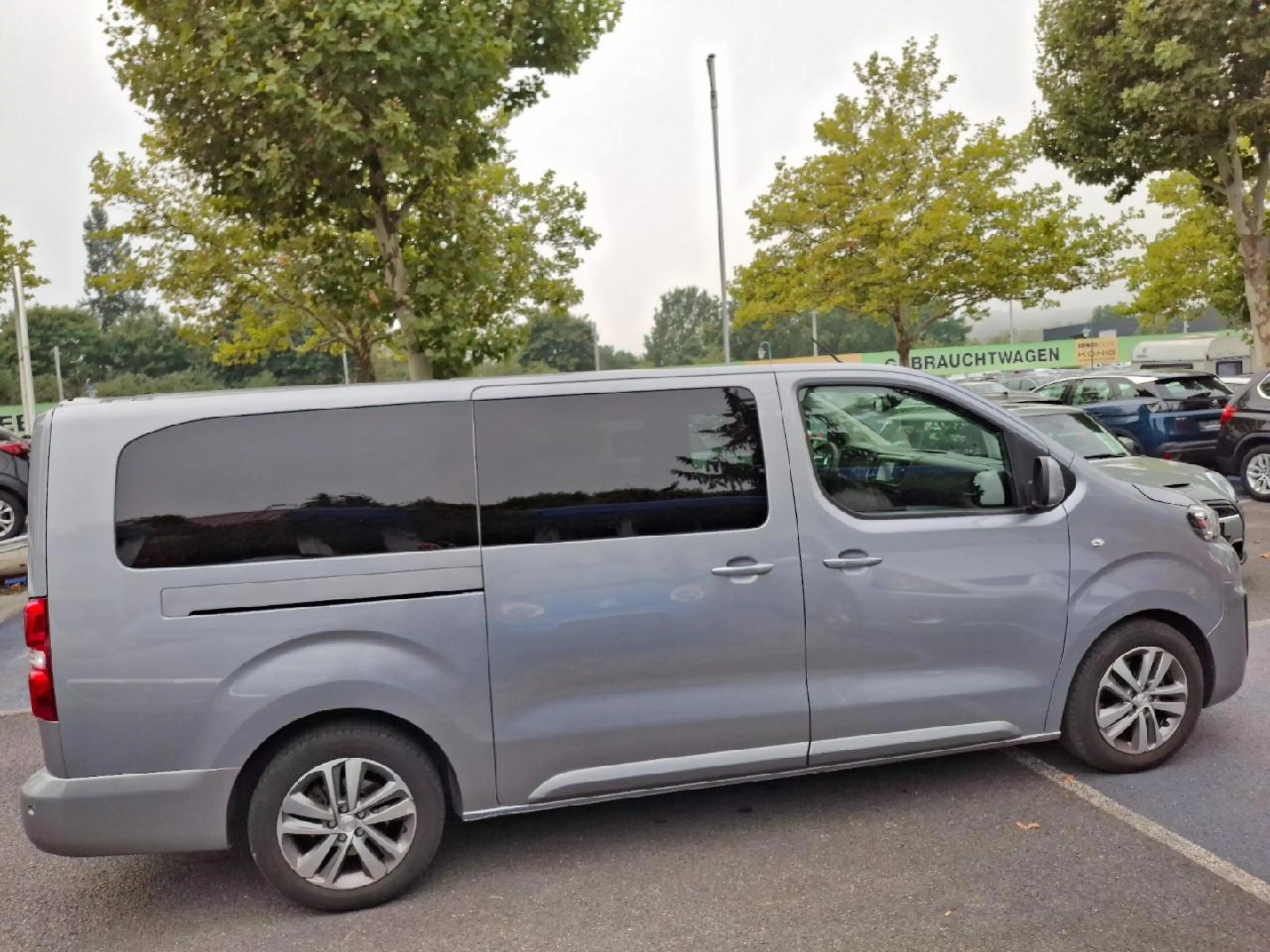Peugeot Traveller Business L3 — photo 5
