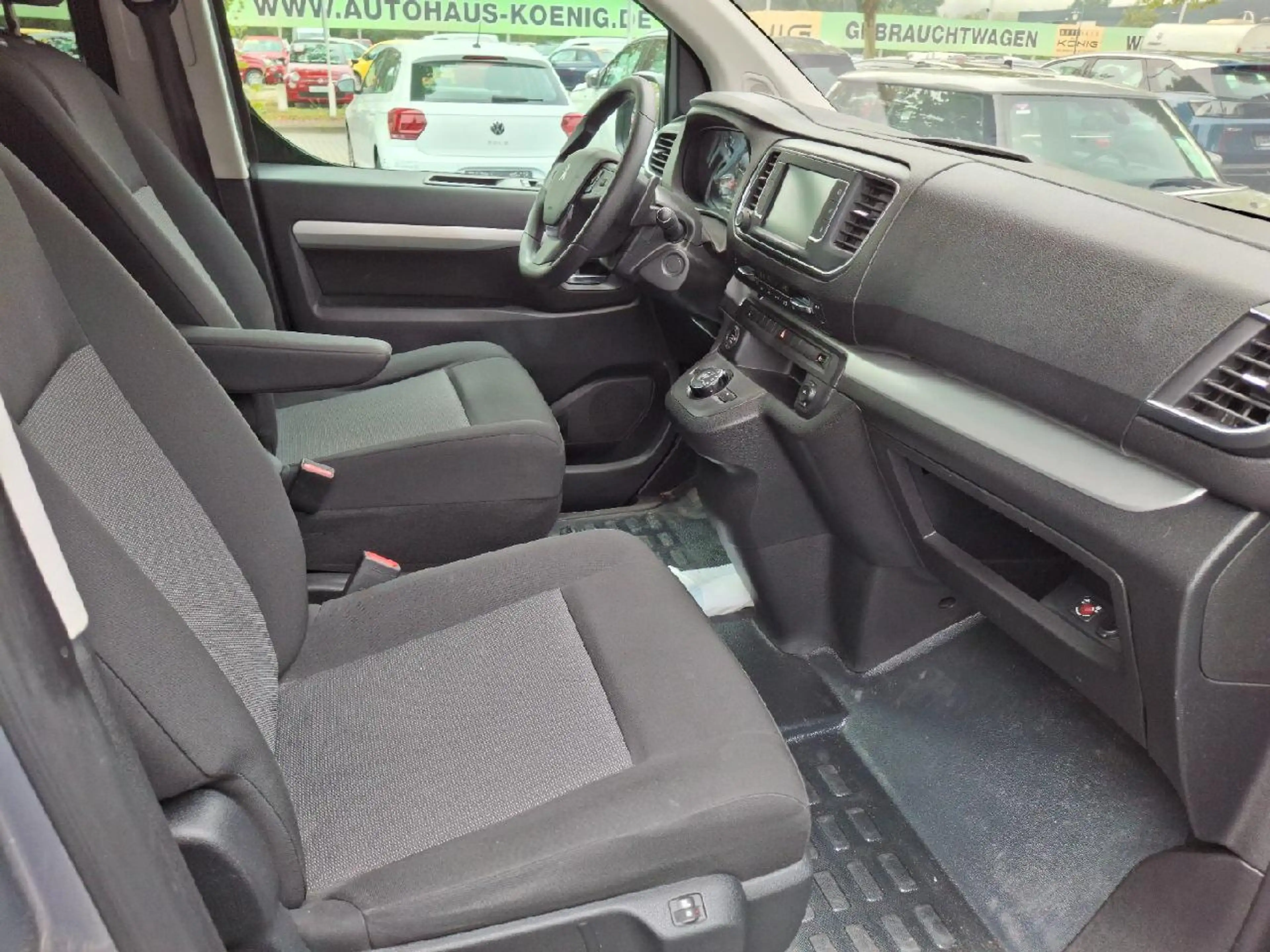 Peugeot Traveller Business L3 — photo 7