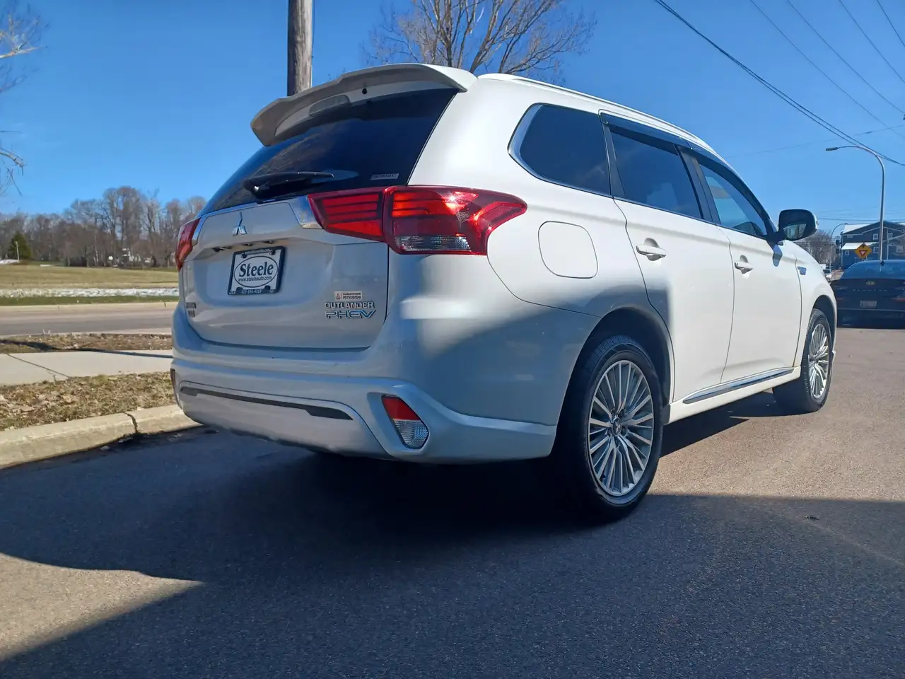 Mitsubishi Outlander снимка Mitsubishi Outlander