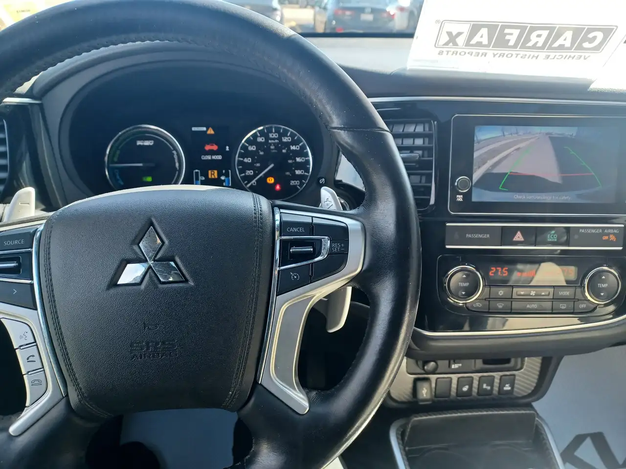 Mitsubishi Outlander снимка Mitsubishi Outlander