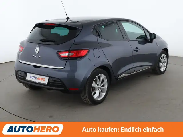 Renault Clio view 6
