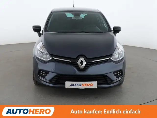 Renault Clio view 9