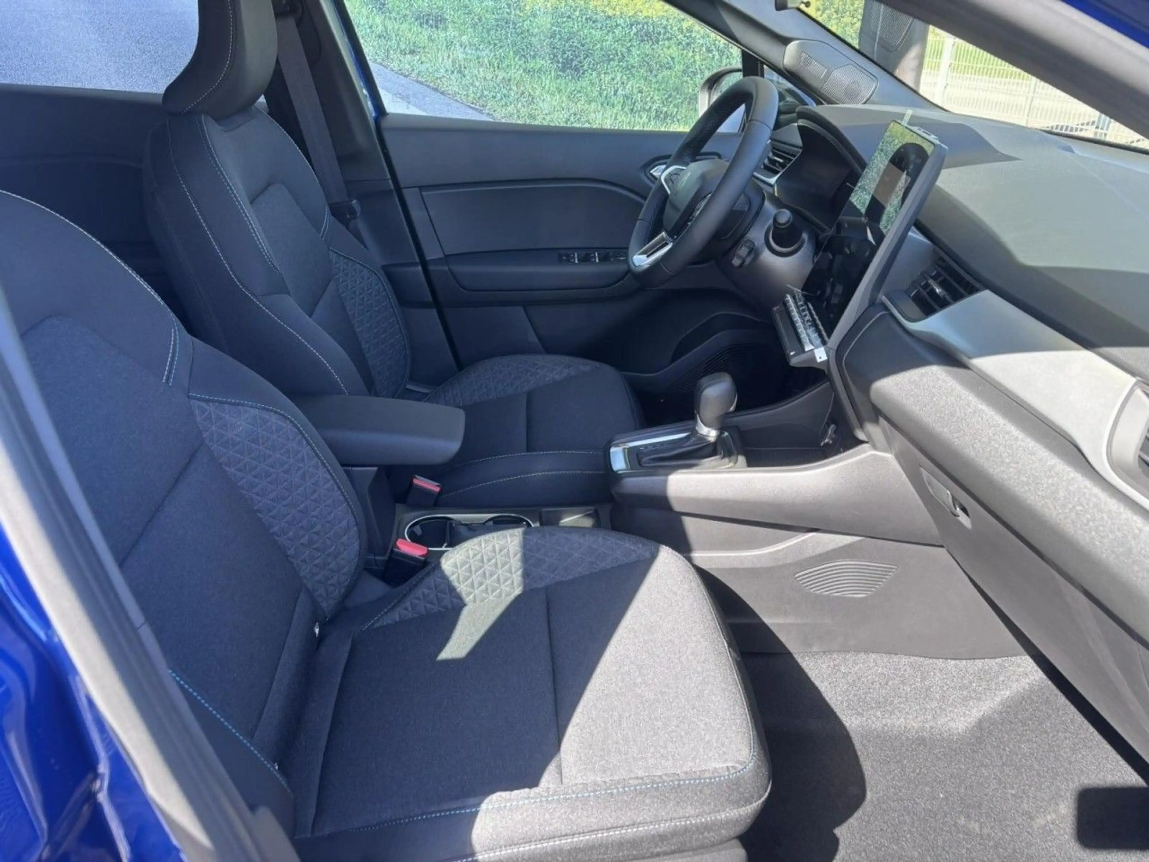 Renault Symbioz Full Hybrid Automatik mit Klima — photo 7