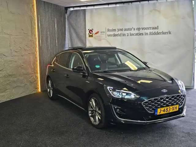 Ford Focus view 12