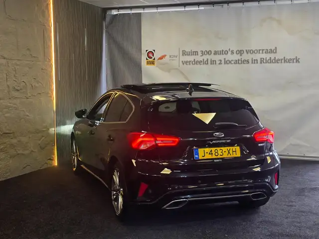 Ford Focus view 13