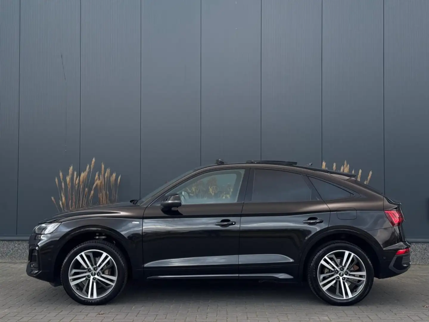 Audi Q5 Sportback 55 TFSI e 3x S Line ed.Comp. FULL PANO N Schwarz - 2