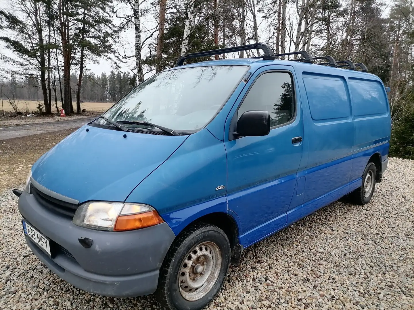 Toyota Hiace D-4D Azul - 1