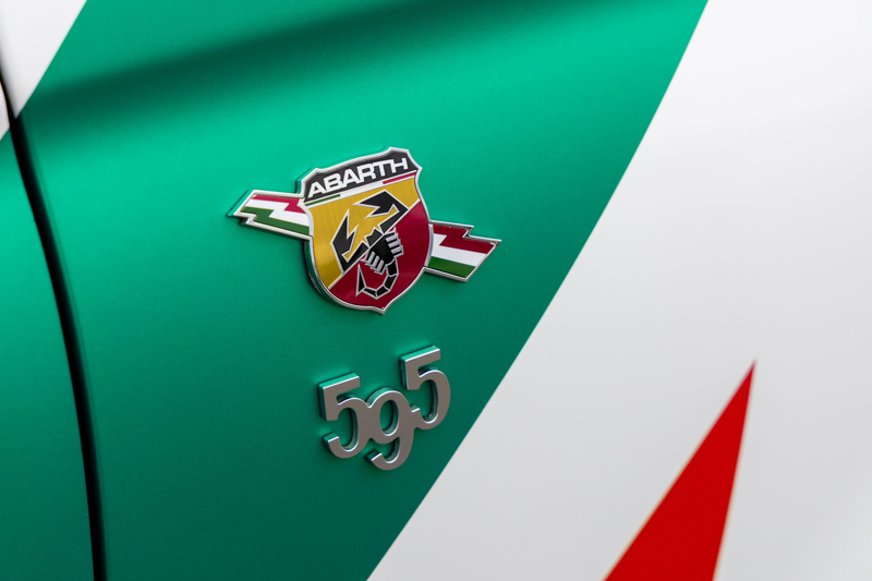 Abarth 595 Competizione 1.4 T-Jet 201 PK | Carbon Sabelt Kuipstoelen | One — photo 15