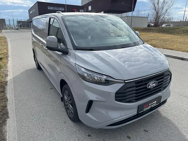 Ford Transit Custom Kombi 2,0 EcoBlue L2H1 320 FWD Limited Aut. Ansicht 4