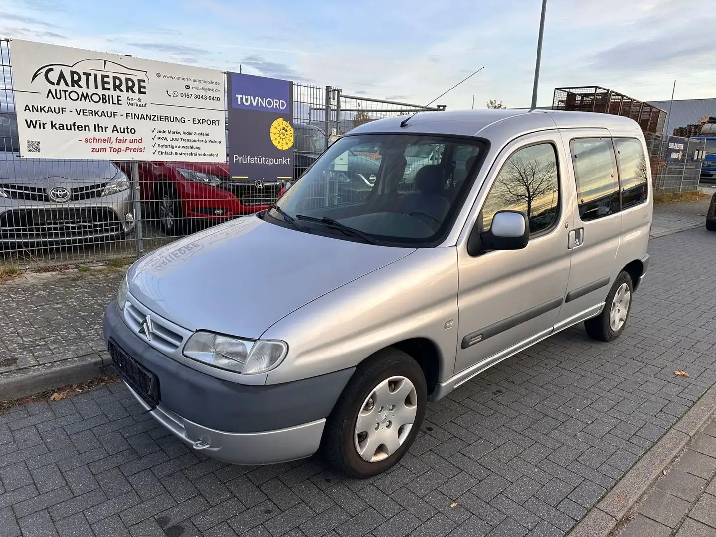Citroen Berlingo 1.6 16V Multispace *Klima*2xel.Fenster* Silber - 1