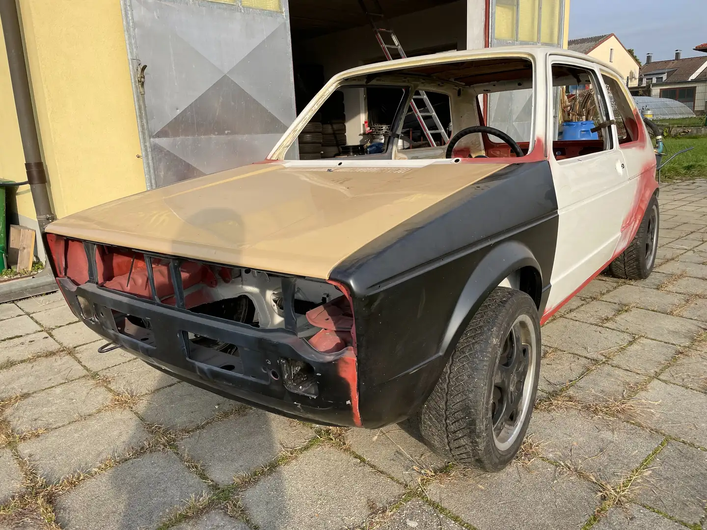 Volkswagen Golf 1 GTI 110PS **Restaurierungsobjekt Gelegenheit** White - 1