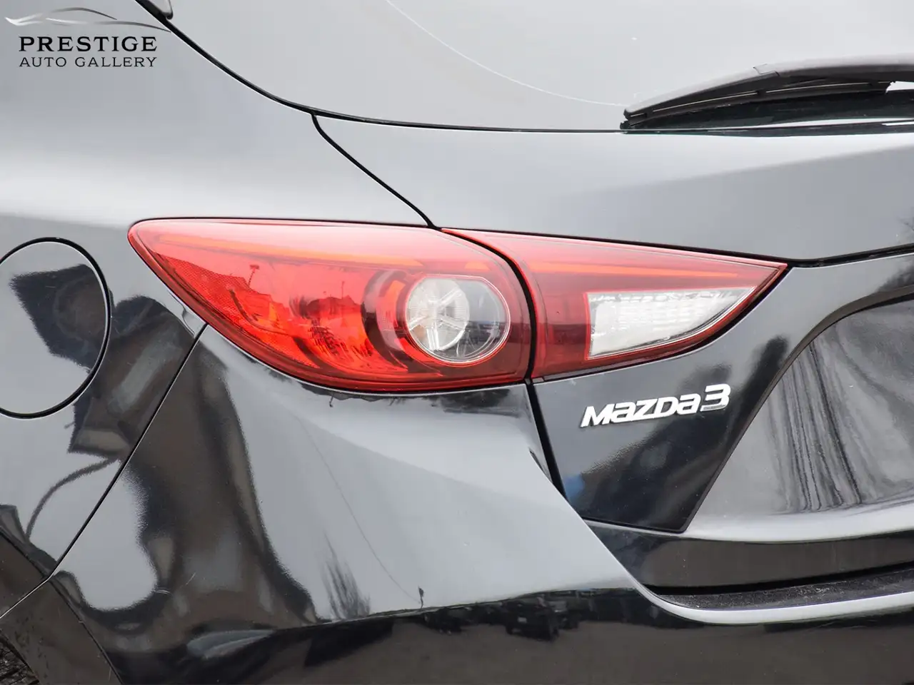Mazda 3 снимка Mazda 3