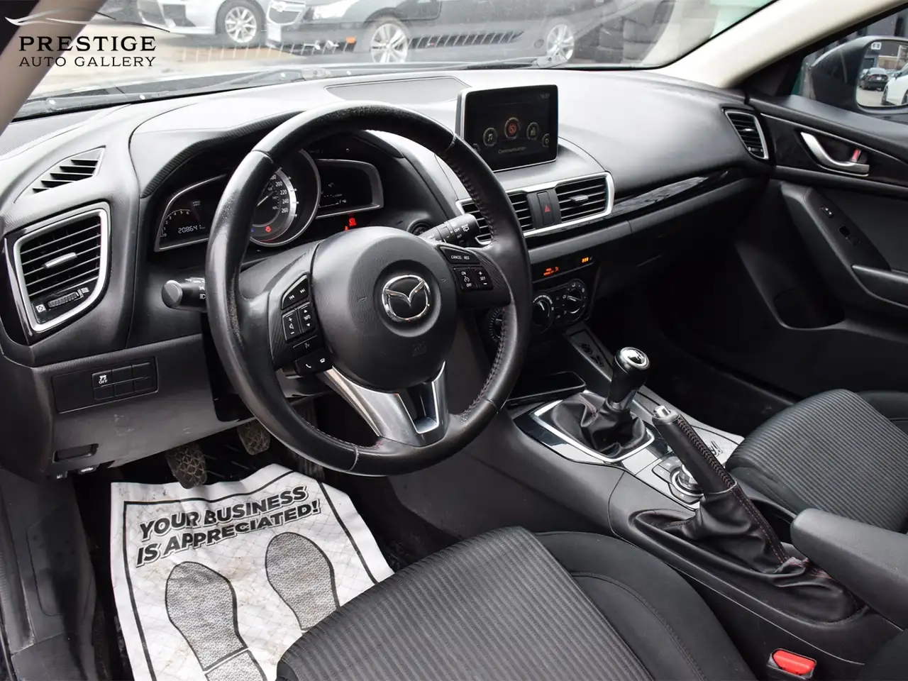 Mazda 3 снимка Mazda 3