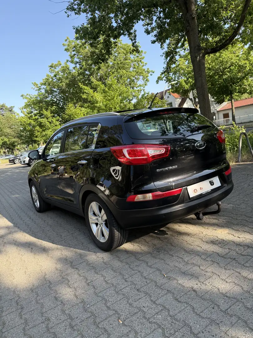 Kia Sportage 2.0 CRDi 4WD, Pano - 2