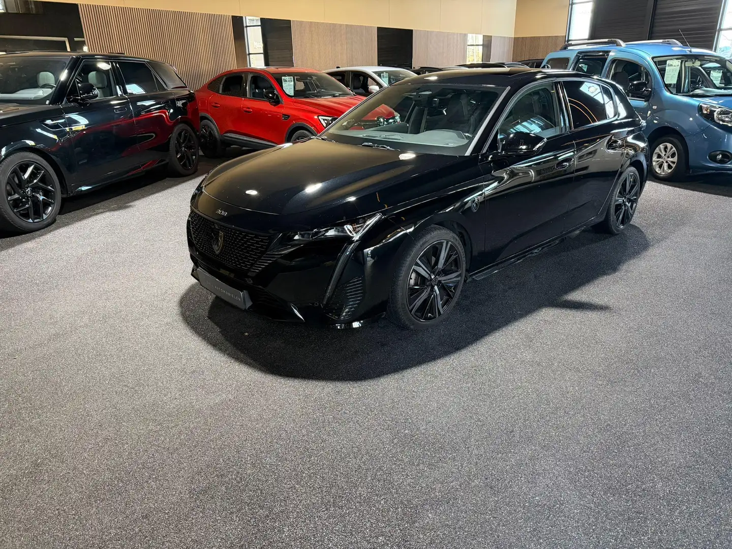 Peugeot 308 1.2 PureTech GT Pack Business Pano|360|Navi|Massag Noir - 1