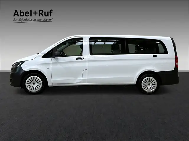 Mercedes-Benz Vito view 5
