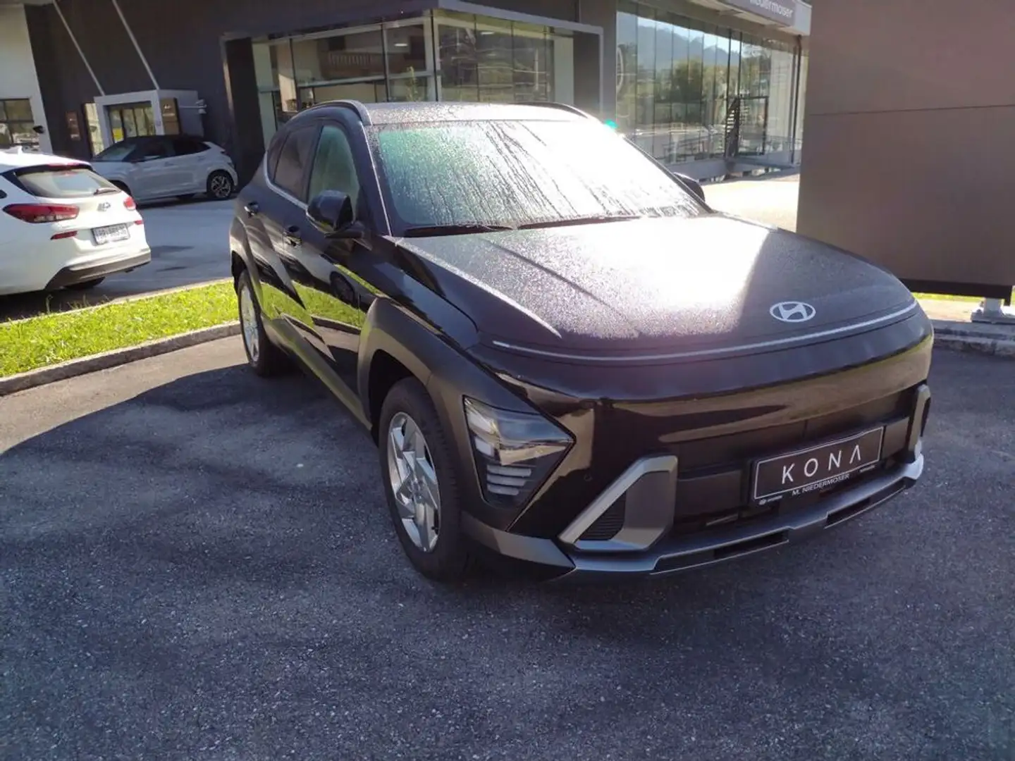 Hyundai KONA SX2 1,0 T-GDi 2WD Trend Line Schwarz - 2