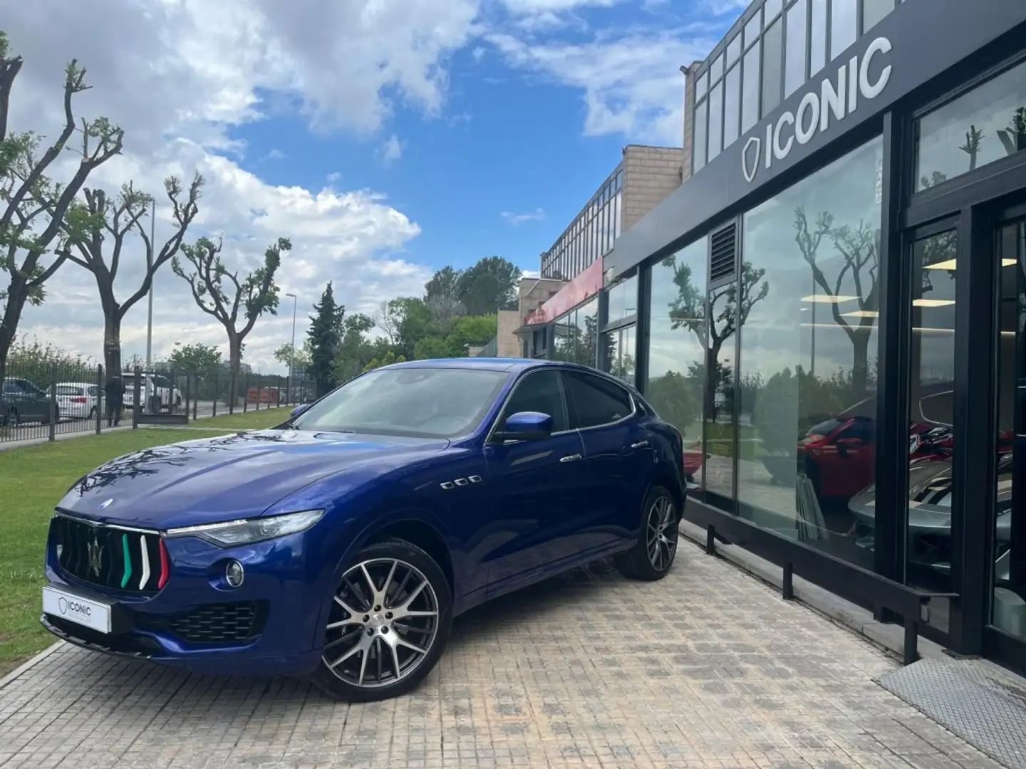 Maserati Levante 430 S Aut. Azul - 1