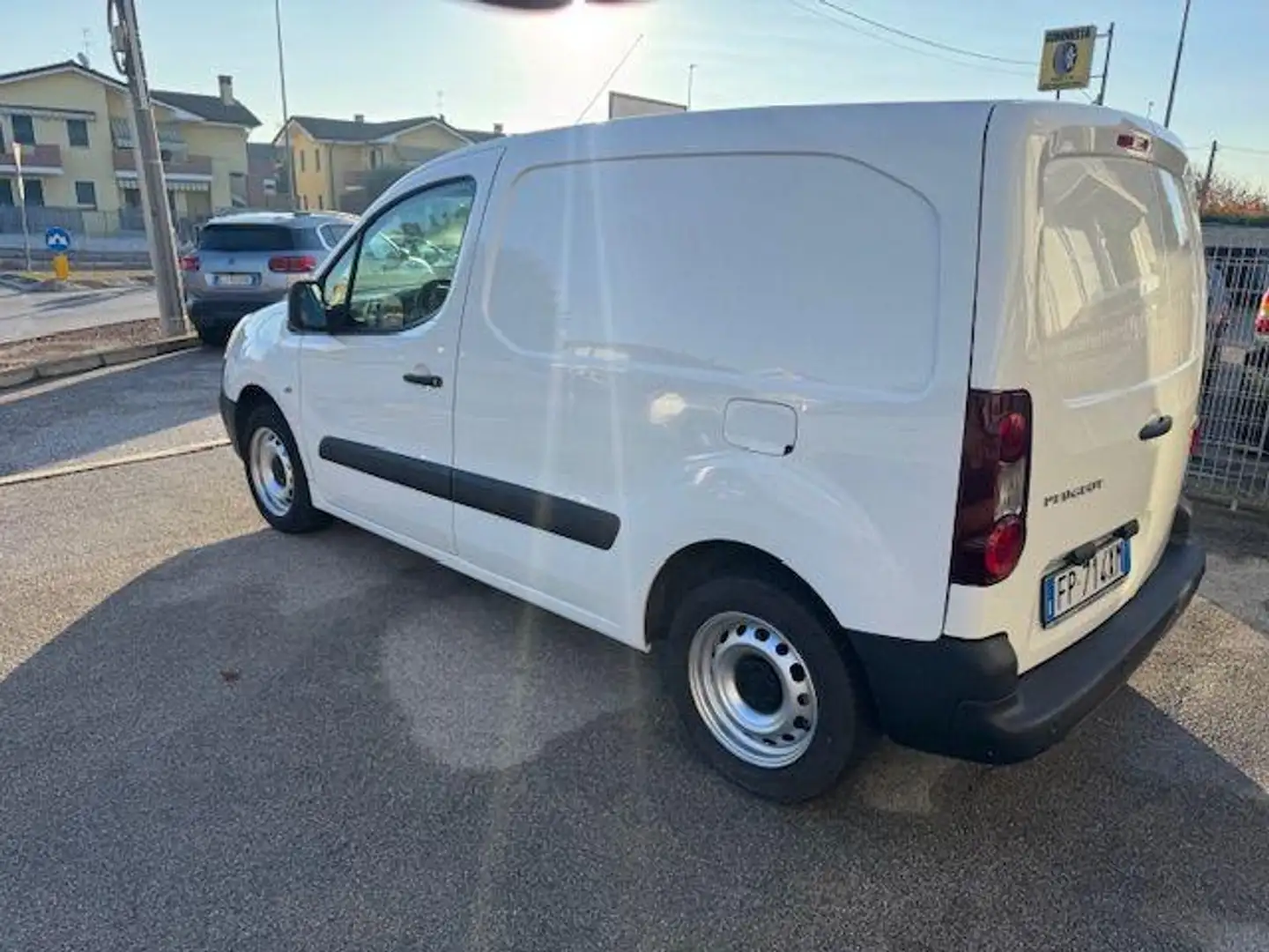 Peugeot Partner 1.6 bluehdi 100cv L1 Prem.(comf.)3p.ti E6 Blanc - 2
