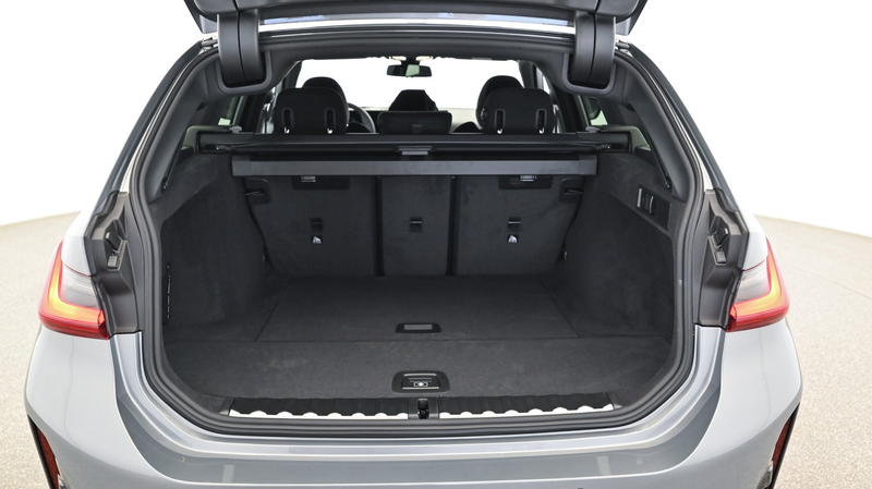 BMW 320 d xDrive — photo 13