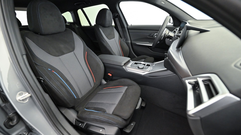 BMW 320 d xDrive — photo 10