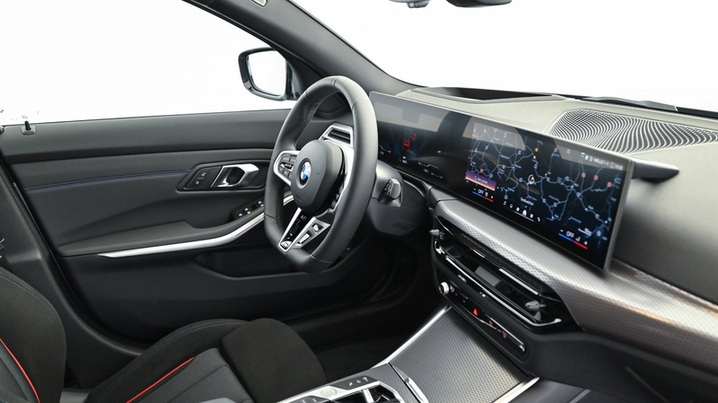 BMW 320 d xDrive — photo 12