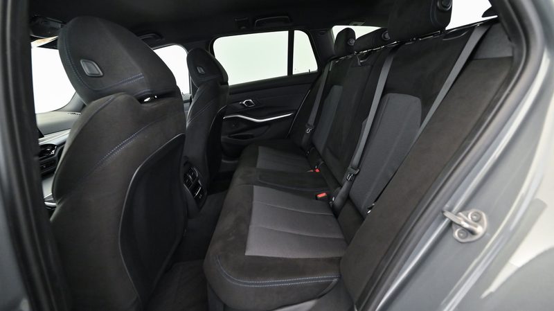 BMW 320 d xDrive — photo 14