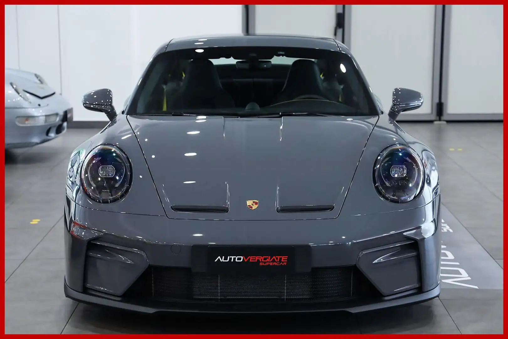 Porsche 992 GT3 Touring MKII IVA ESP Gris - 2