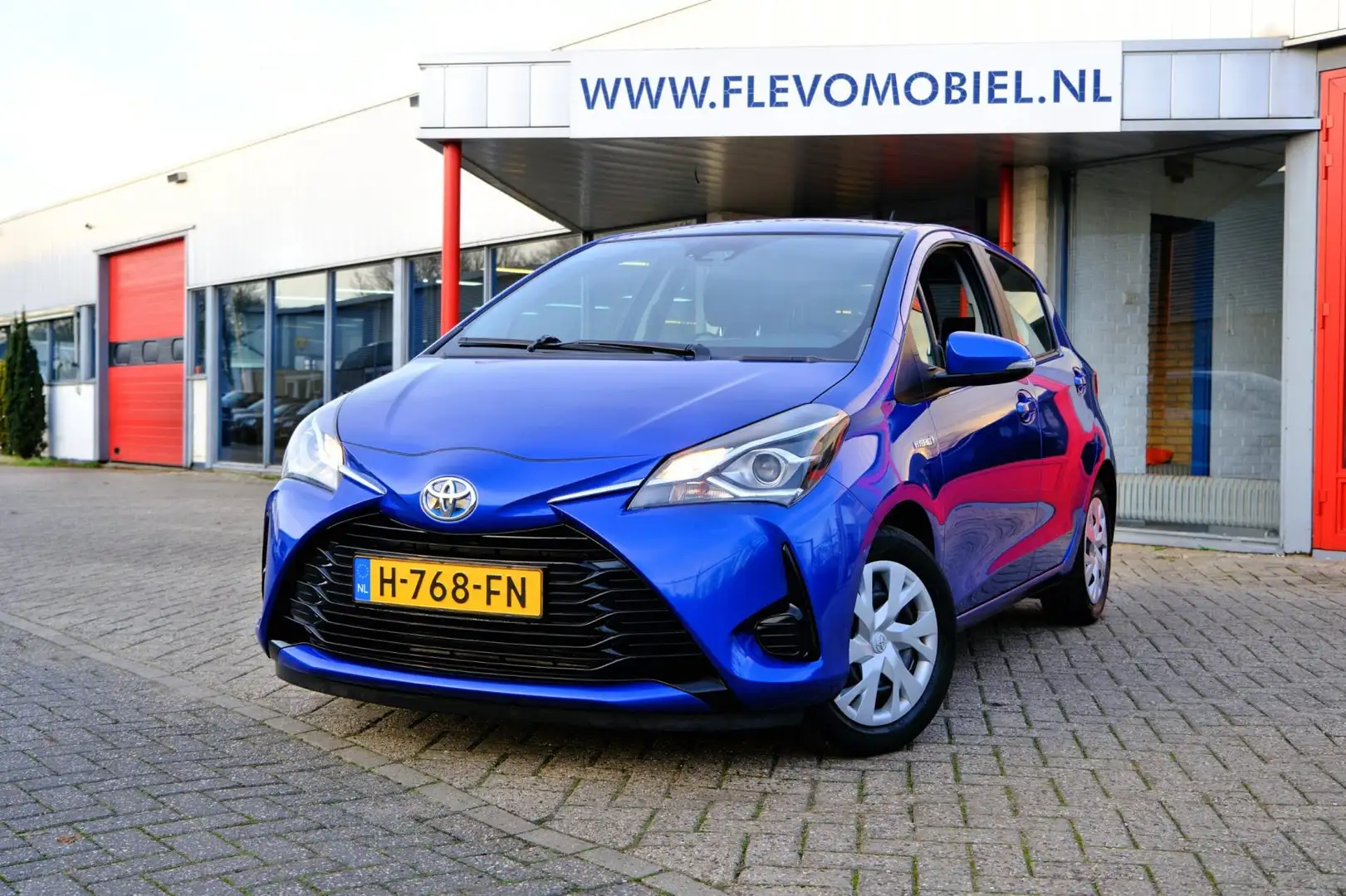 Toyota Yaris 1.5 Hybrid Active 5-drs Aut. Navi|1e Eig|Clima|Cam Blauw - 1