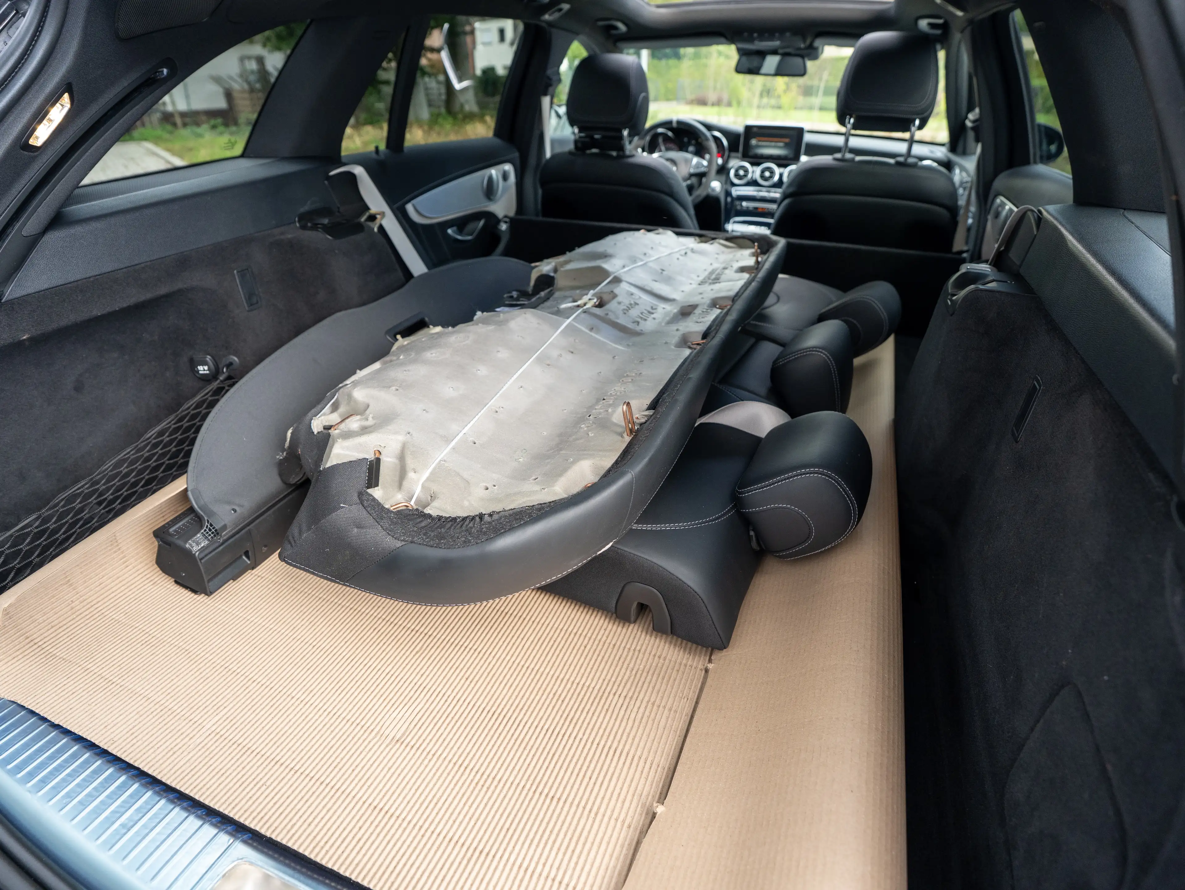 Mercedes-Benz C 63 AMG C 63 AMG S -LICHTE VRACHT/PANO/BURMESTER/HEAD-UP/KEYLESS/360 CAMERA — photo 14