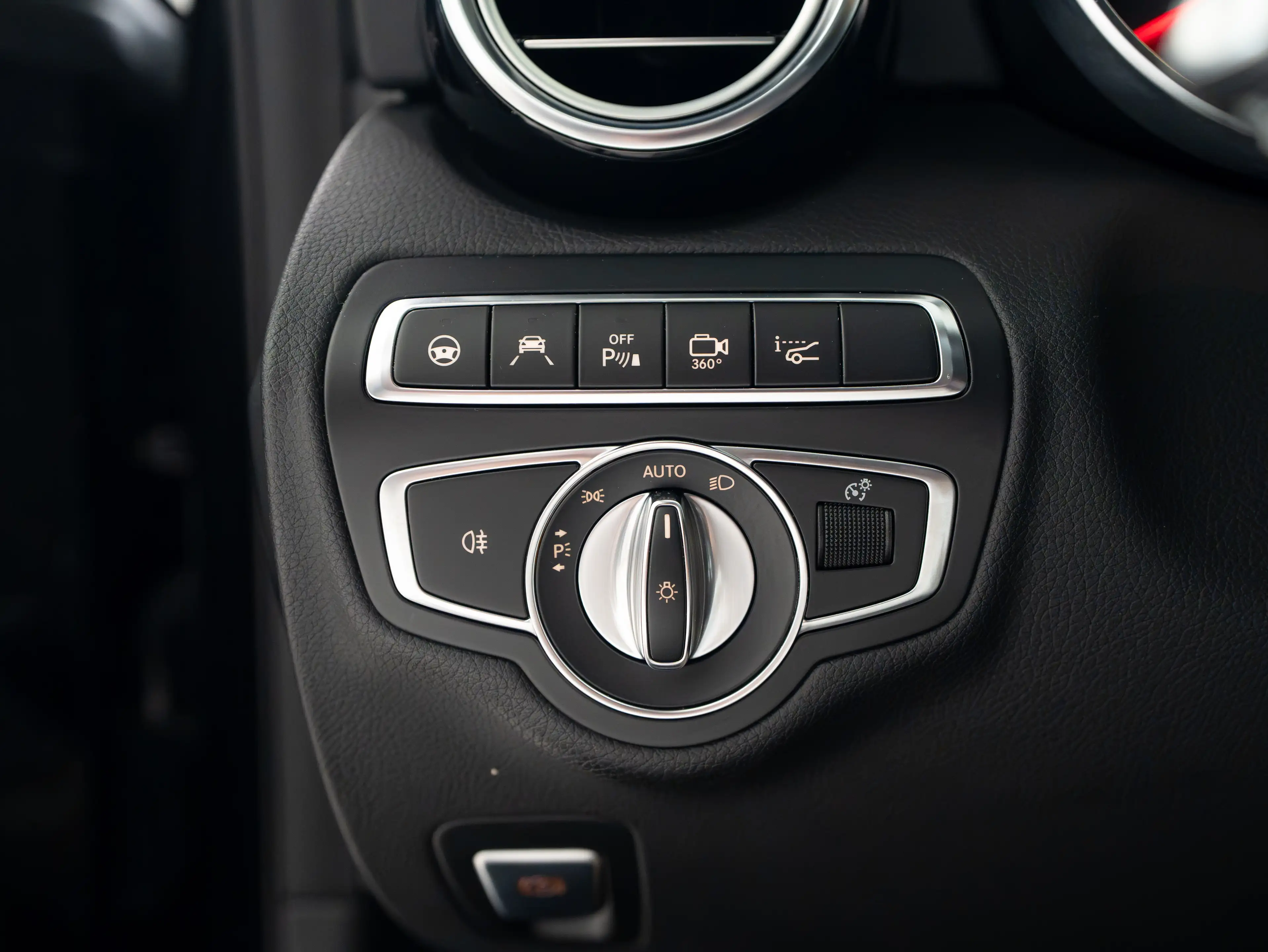 Mercedes-Benz C 63 AMG C 63 AMG S -LICHTE VRACHT/PANO/BURMESTER/HEAD-UP/KEYLESS/360 CAMERA — photo 24
