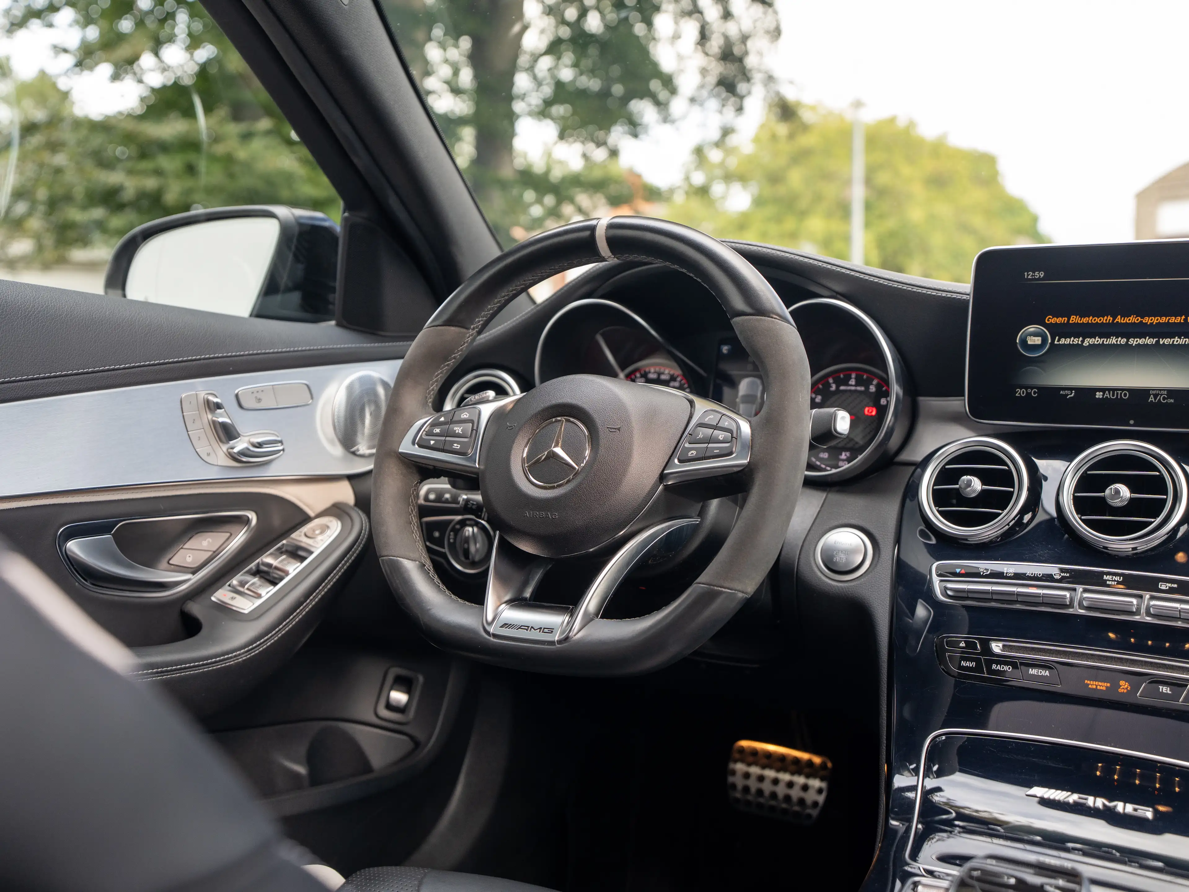Mercedes-Benz C 63 AMG C 63 AMG S -LICHTE VRACHT/PANO/BURMESTER/HEAD-UP/KEYLESS/360 CAMERA — photo 13