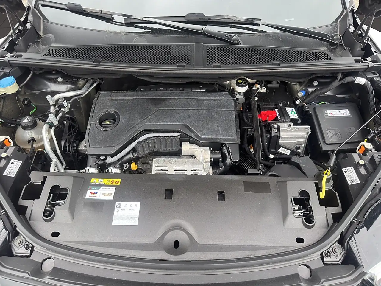Peugeot 3008 Hybrid 136 E-DCS6 Allure Aut. 19