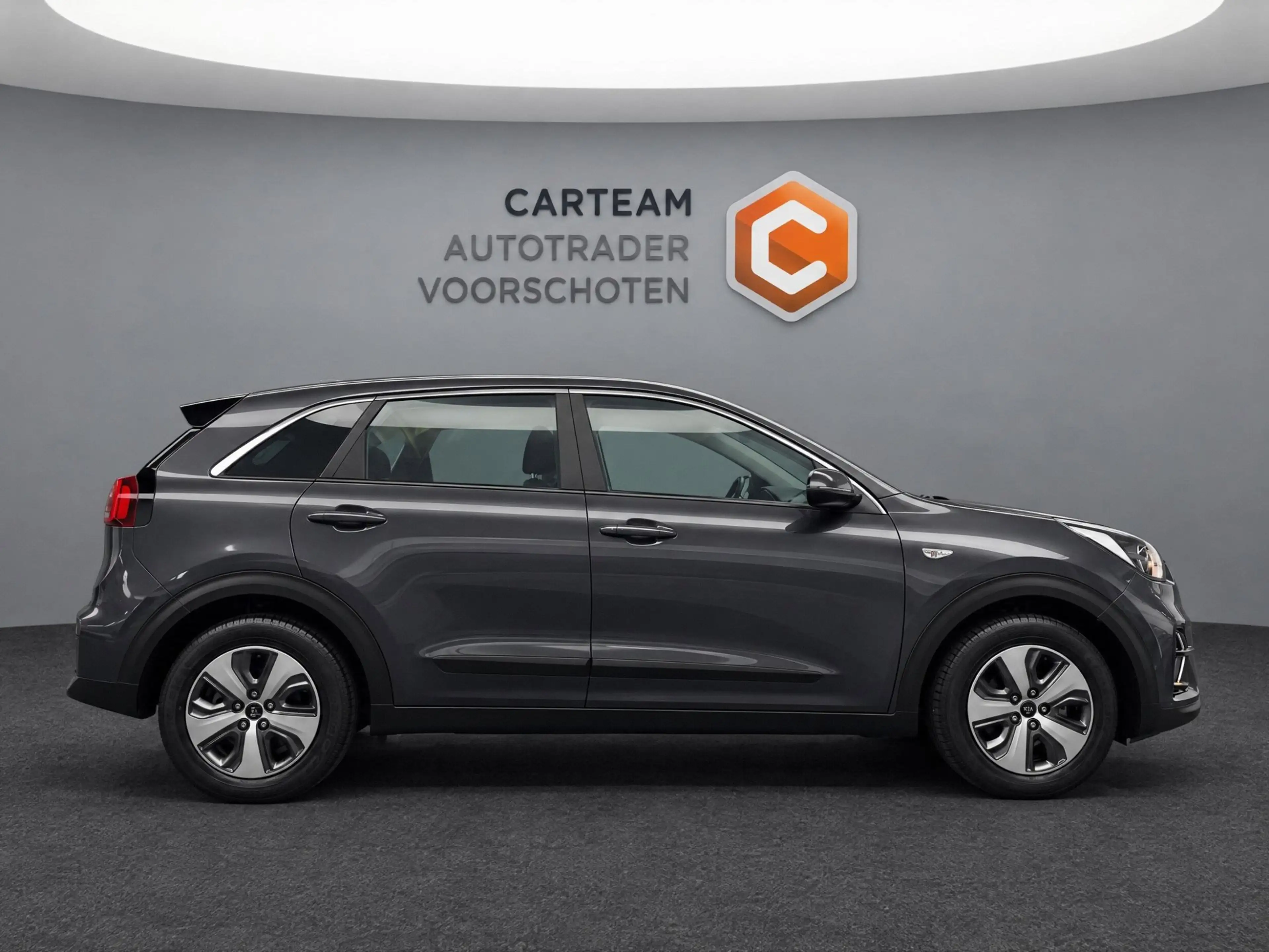 Kia Niro 1.6 GDi Hybrid ComfortLine — photo 17