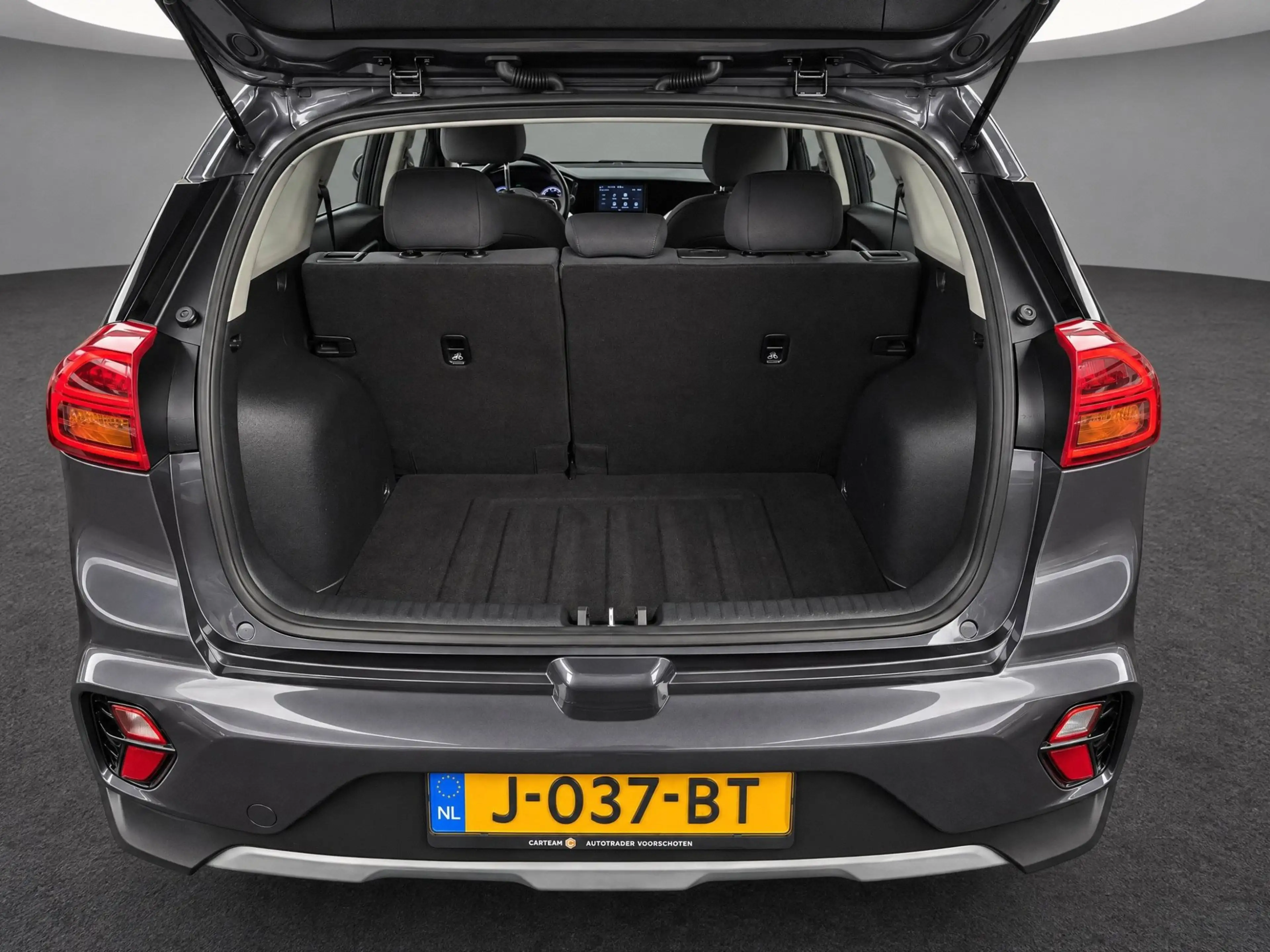 Kia Niro 1.6 GDi Hybrid ComfortLine — photo 24