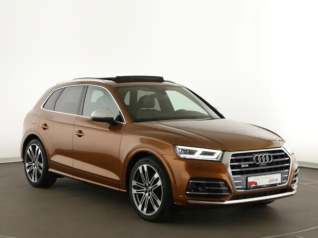 Audi SQ5 view 9