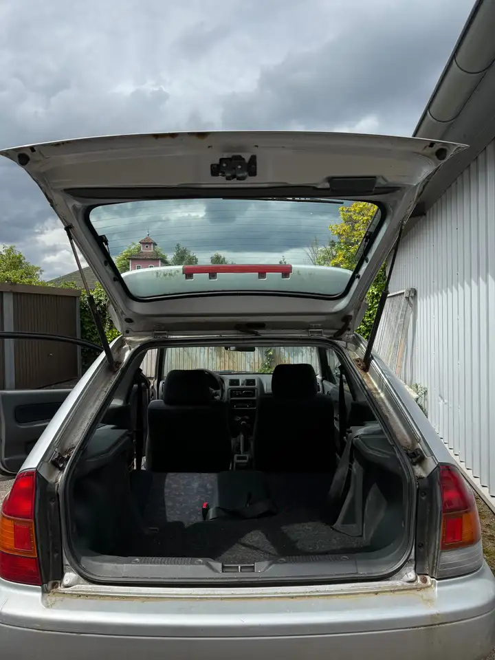 Mazda 323 P 1.4, foto 12