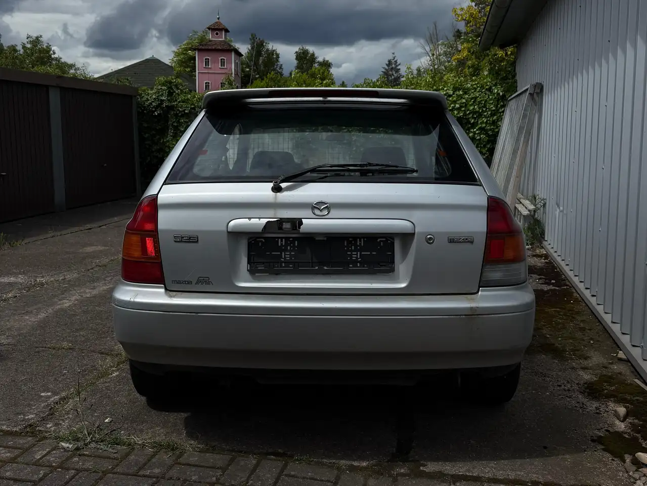 Mazda 323 P 1.4, foto 5
