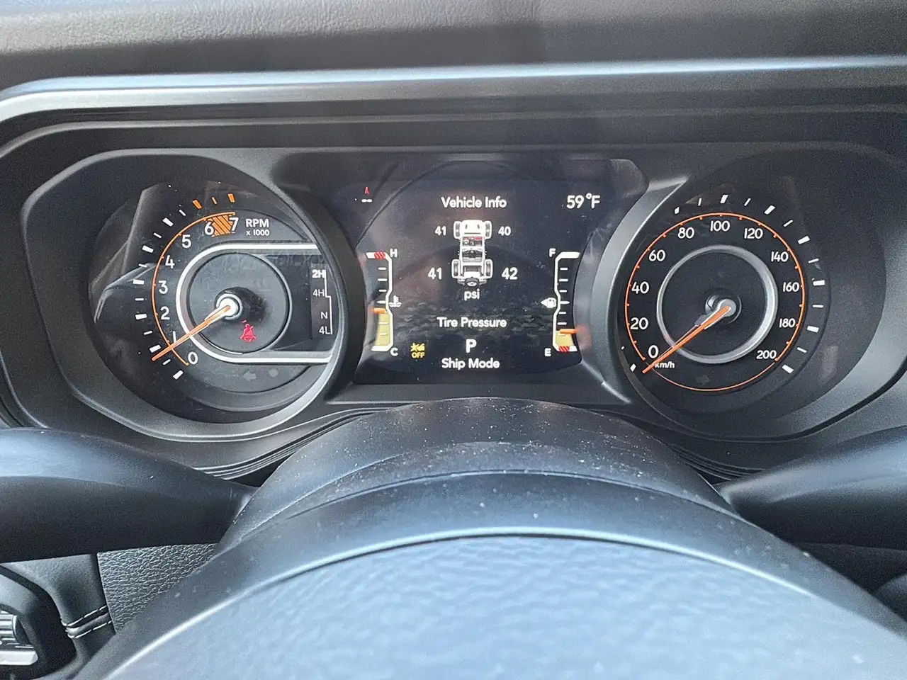 Jeep Wrangler снимка Jeep Wrangler
