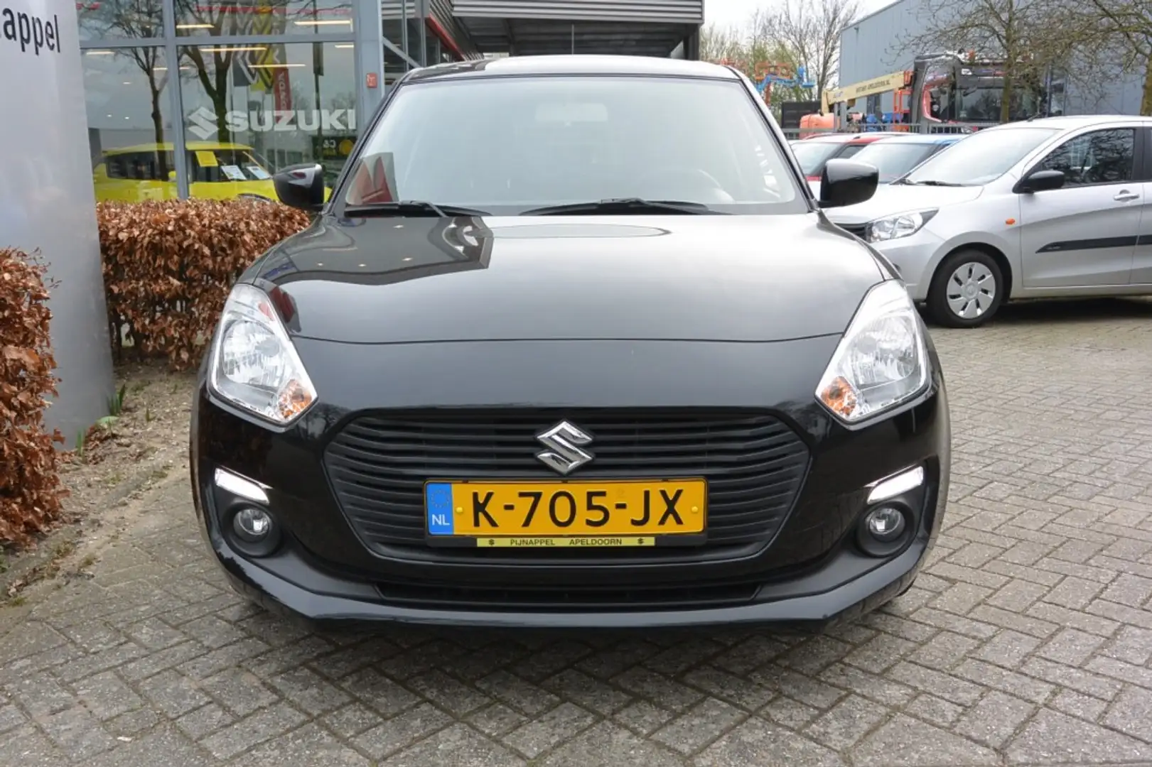 Suzuki Swift 1.2 Select 5-deurs Airco/Navigatie Negru - 2