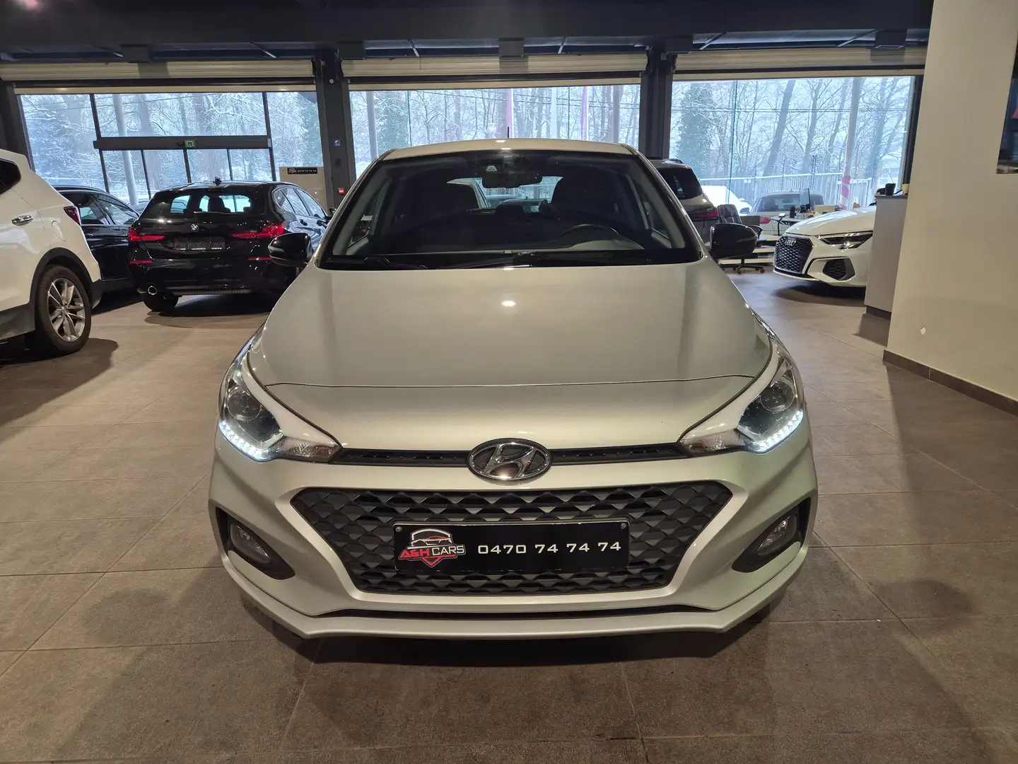 Hyundai i20 i20 1.0 T-GDI DCT Advantage Gris - 2