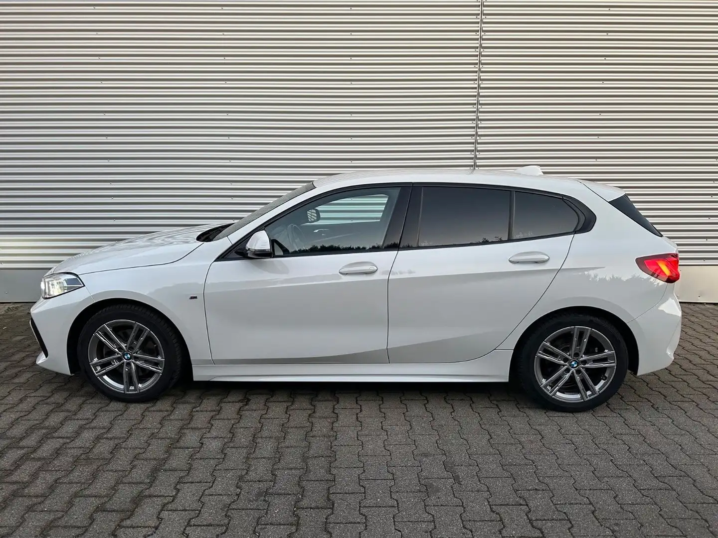 BMW 118 Baureihe 1 ,118 i M Sport-Paket,LED,Navi,PDC Blanco - 2